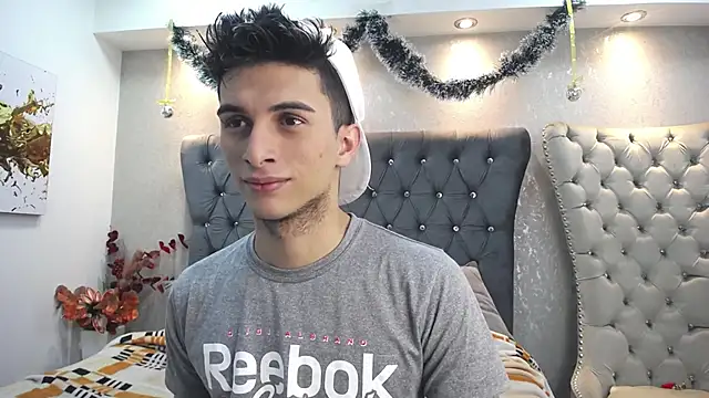 Snapshot of MrWilliseo chatting on 01-02-25, 08:02 MrWilliseo online show from 01-02-25, 08:02