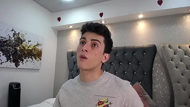 Snapshot of MrWilliseo chatting on 03-22-25, 07:31 MrWilliseo online show from 03-22-25, 07:31