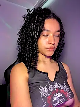 Crystal Dluna online show from 09-25-25, 04:32