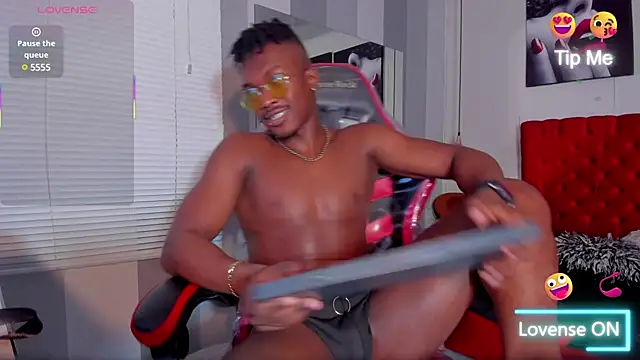 KENDER21  online show from 03-06-25, 04:17