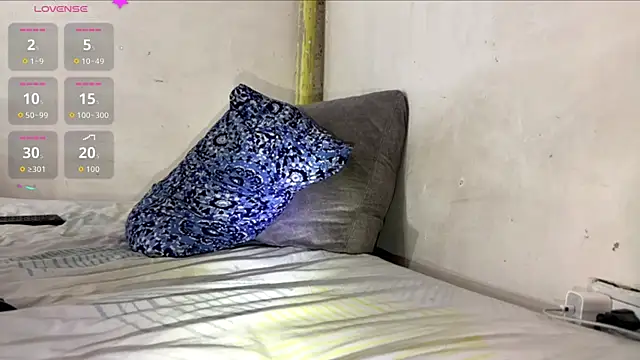 KENDER21  online show from 10-24-25, 08:11