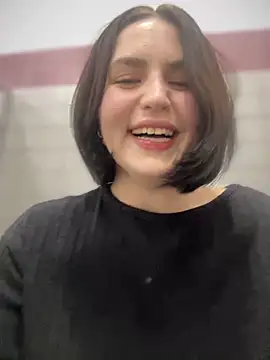 meow girl online show from 12-19-24, 10:24