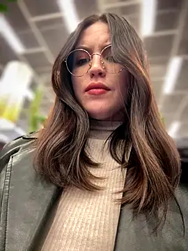 meow girl online show from 12-14-25, 05:07