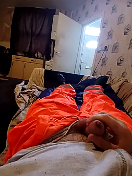 ADAMWILBY34 online show from 11-09-25, 08:45