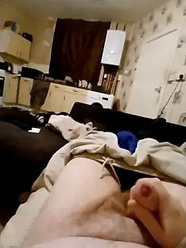 ADAMWILBY34 online show from 12-23-25, 08:34