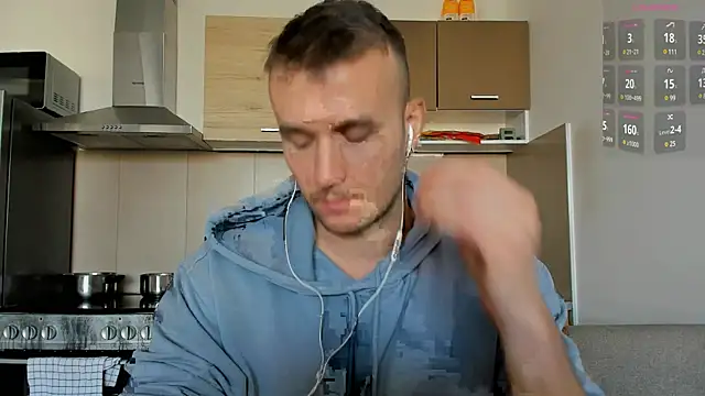 cute mark online show from 03-20-25, 08:31