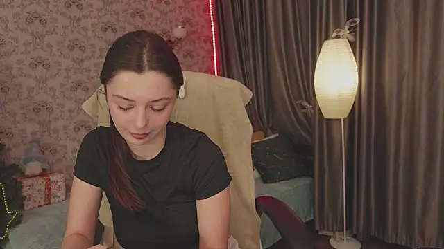 DinaCandy online show from 12-26-24, 11:10