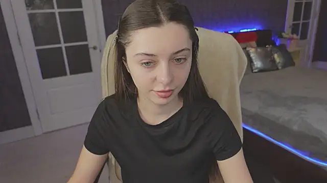 DinaCandy online show from 02-13-25, 11:28