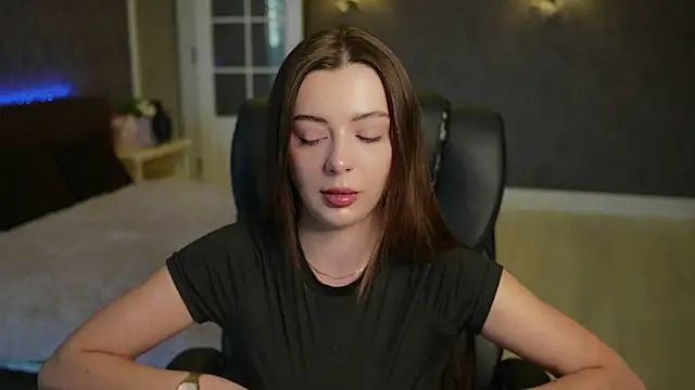 DinaCandy online show from 03-17-26, 08:17