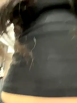 Snapshot of xyebobs chatting on 11-26-25, 01:23 xyebobs online show from 11-26-25, 01:23