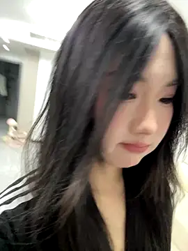 Snapshot of xyebobs chatting on 11-27-25, 01:13 xyebobs online show from 11-27-25, 01:13