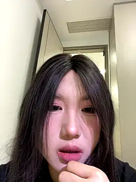 Snapshot of xyebobs chatting on 11-30-25, 02:32 xyebobs online show from 11-30-25, 02:32