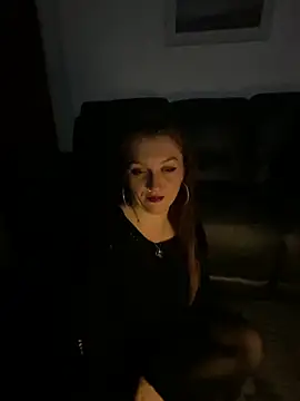 Snapshot of Stoner_BarbieXX chatting on 10-12-25, 09:47 Stoner BarbieXX online show from 10-12-25, 09:47