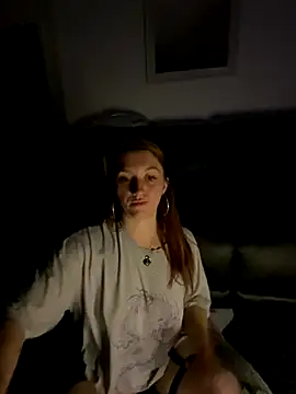 Snapshot of Stoner_BarbieXX chatting on 10-19-25, 10:21 Stoner BarbieXX online show from 10-19-25, 10:21