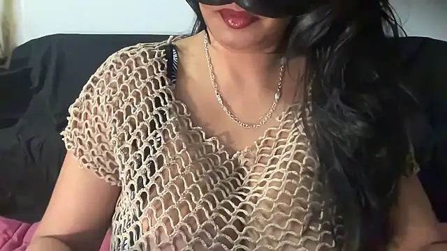 Snapshot of SCARLET-SANTANA chatting on 12-07-24, 11:12 SCARLET-SANTANA online show from 12-07-24, 11:12