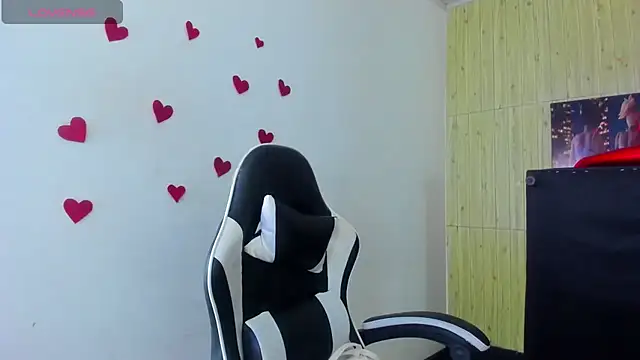 zoe connor19 online show from 03-12-26, 08:37