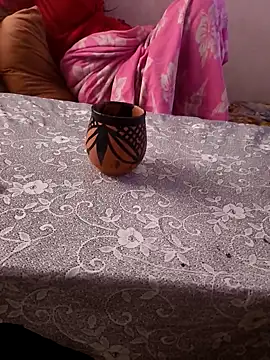 nouramaroc online show from 02-18-25, 05:42