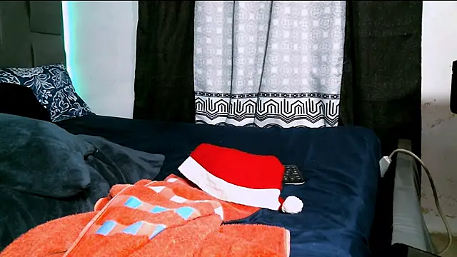 Snapshot of beautiful_james chatting on 01-02-25, 02:11 beautiful james online show from 01-02-25, 02:11