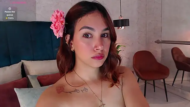 Snapshot of AdeleAndersonn chatting on 10-10-25, 07:46 AdeleAndersonn online show from 10-10-25, 07:46