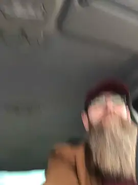 Snapshot of Ice_mannHH chatting on 02-26-25, 01:52 Ice mannHH online show from 02-26-25, 01:52