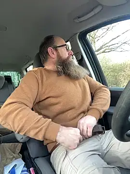 Snapshot of Ice_mannHH chatting on 12-18-25, 11:49 Ice mannHH online show from 12-18-25, 11:49