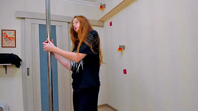 Fire Luna online show from 11-01-25, 05:31