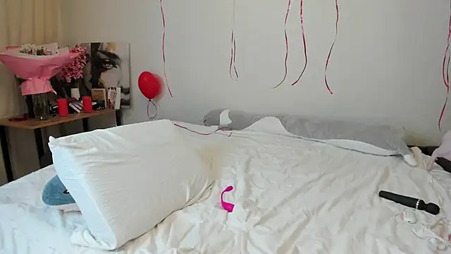 Shadow Dance online show from 02-21-25, 07:43