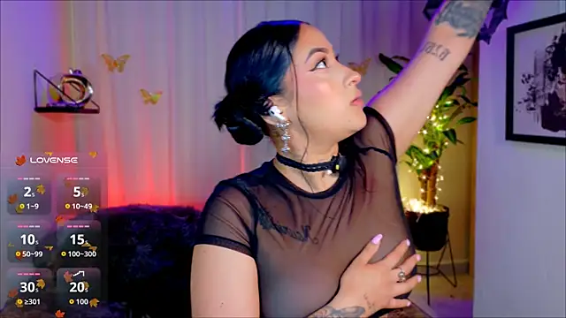 Snapshot of Kaaiiri chatting on 02-24-26, 08:34 Kaaiiri online show from 02-24-26, 08:34