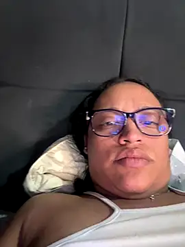Snapshot of angela_angels_ chatting on 12-05-24, 08:00 angela angels online show from 12-05-24, 08:00