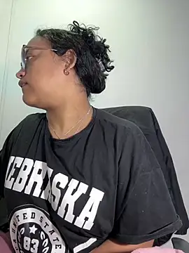 angela angels  online show from 10-21-25, 02:12