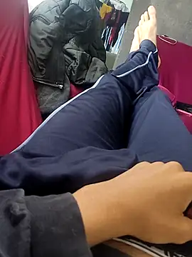 Snapshot of Juliano69xv chatting on 01-09-26, 12:52 Juliano69xv online show from 01-09-26, 12:52