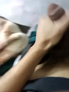 Snapshot of Juliano69xv chatting on 01-14-26, 12:33 Juliano69xv online show from 01-14-26, 12:33