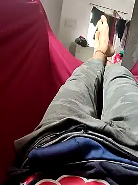 Snapshot of Juliano69xv chatting on 03-04-26, 01:39 Juliano69xv online show from 03-04-26, 01:39