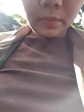 Betty20zx online show from 12-28-24, 01:50