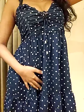 Tanisha789 online show from 11-05-25, 07:47