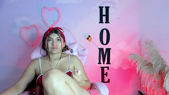 carolayrosse online show from 02-12-25, 06:08