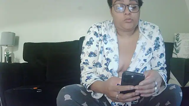 vanilla chocolate23 online show from 10-13-25, 06:46