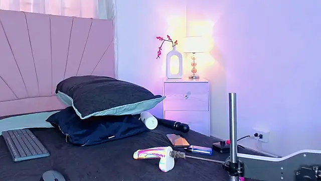 misskatthy1 online show from 04-04-26, 07:11