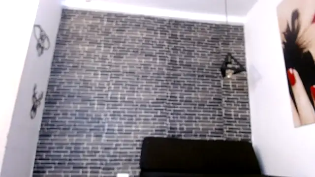 Amanda whitee online show from 12-16-24, 12:06