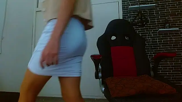 Amanda whitee online show from 02-13-25, 12:11