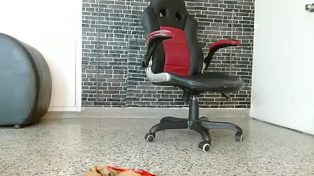 Amanda whitee online show from 02-23-25, 05:12