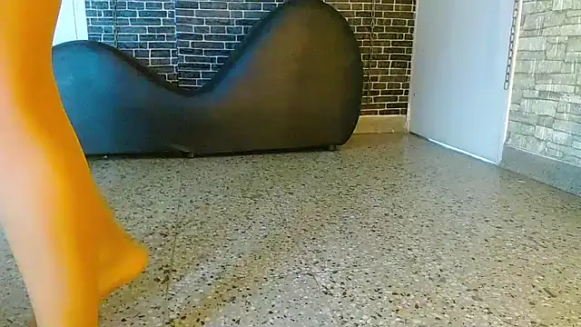 Amanda whitee online show from 02-26-25, 01:19