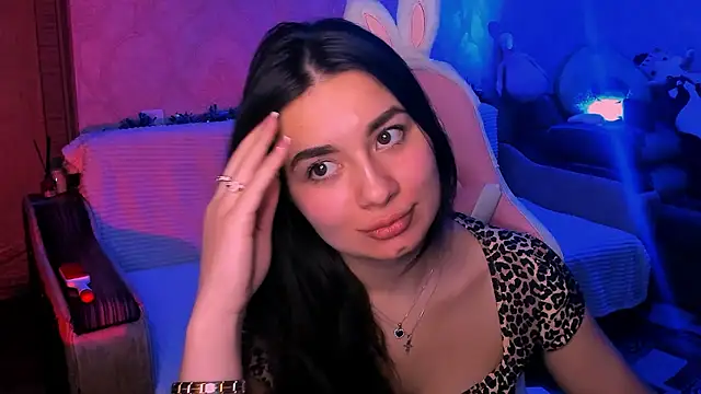 Snapshot of Swee_Alicee chatting on 01-07-26, 06:10 Swee Alicee online show from 01-07-26, 06:10