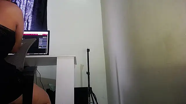 marilynetthan online show from 11-24-25, 02:28