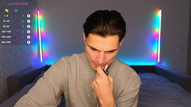 denlover1 online show from 11-21-25, 12:48