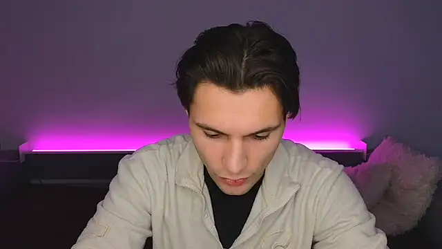 denlover1 online show from 02-09-26, 10:52