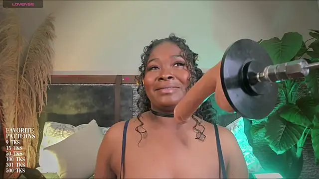 zoe 23  online show from 04-07-26, 10:48