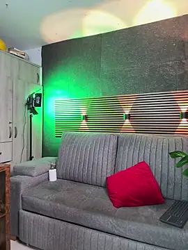  EUFRATES  online show from 11-25-25, 11:38