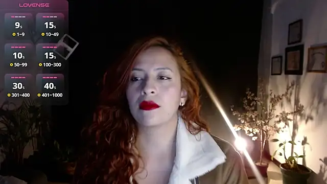 Snapshot of sahra_taylor_ chatting on 02-12-25, 02:10 sahra taylor online show from 02-12-25, 02:10