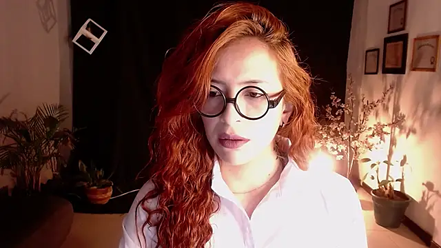Snapshot of sahra_taylor_ chatting on 02-13-25, 02:31 sahra taylor online show from 02-13-25, 02:31